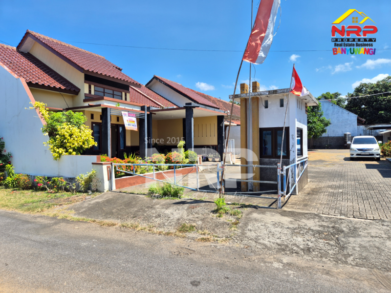 Dijual Rumah Hook  Sangat Strategis di Tamanbaru , Banyuwangi  Dijual Rumah Hook  Sangat Strategis di Tamanbaru , Banyuwangi  Dijual Rumah Hook&nbsp; Sangat Strategis di Tamanbaru , Banyuwangi&nbsp;
Dekat dengan Fasilitas Pendidikan, Perbelanjaan dan kantor dinas pemerintahan

Luas NRP BANYUWANGI