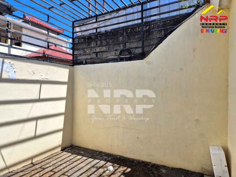 Dijual Rumah Hook  Sangat Strategis di Tamanbaru , Banyuwangi  Dijual Rumah Hook  Sangat Strategis di Tamanbaru , Banyuwangi  Dijual Rumah Hook&nbsp; Sangat Strategis di Tamanbaru , Banyuwangi&nbsp;
Dekat dengan Fasilitas Pendidikan, Perbelanjaan dan kantor dinas pemerintahan

Luas NRP BANYUWANGI