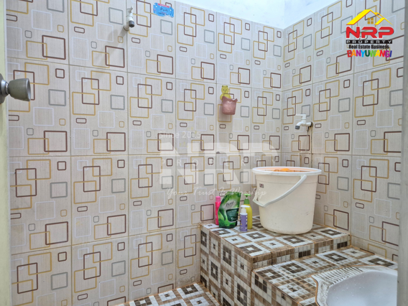 Dijual Rumah Hook Sangat Strategis di Tamanbaru , Banyuwangi  Dijual Rumah Hook Sangat Strategis di Tamanbaru , Banyuwangi  Dijual Rumah Hook Sangat Strategis di Tamanbaru , Banyuwangi&nbsp;
Sudah ada ruang usahanya, Cocok untuk toko, minimart, warung dll&nbsp;
Dekat dengan NRP BANYUWANGI