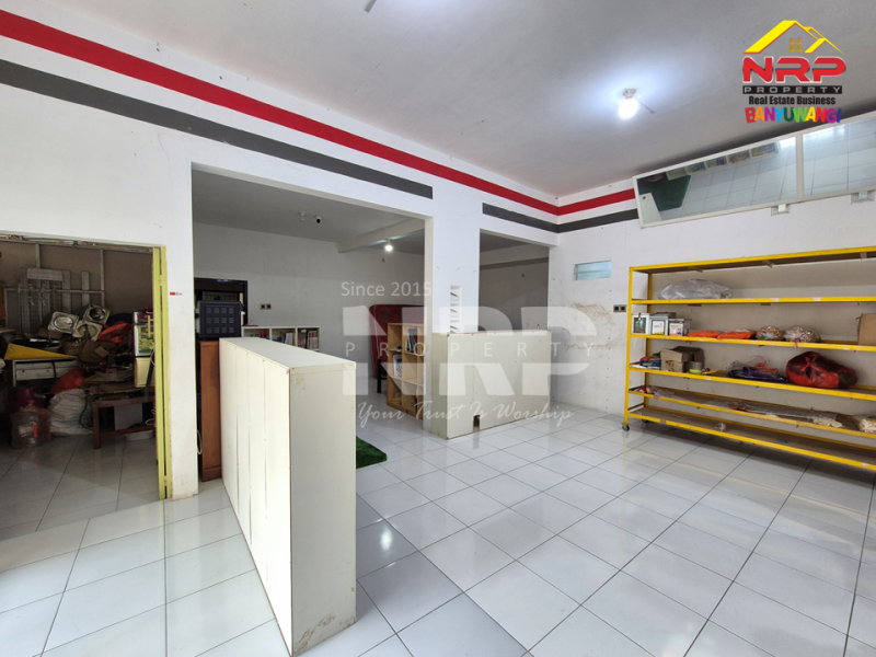 Dijual Rumah Hook Sangat Strategis di Tamanbaru , Banyuwangi  Dijual Rumah Hook Sangat Strategis di Tamanbaru , Banyuwangi  Dijual Rumah Hook Sangat Strategis di Tamanbaru , Banyuwangi&nbsp;
Sudah ada ruang usahanya, Cocok untuk toko, minimart, warung dll&nbsp;
Dekat dengan NRP BANYUWANGI