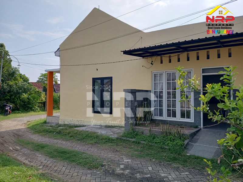 Dijual Rumah Hook Siap Huni Di Perum. Puri Brawijaya Banyuwangi Dijual Rumah Hook Siap Huni Di Perum. Puri Brawijaya Banyuwangi Dijual Rumah Hook Siap Huni Di Perum. Puri Brawijaya Banyuwangi
Hunian Strategis Pusat Kota dengan Lingkungan sejuk, asri dan mudah diakses

LT/LB : 80/60 NRP BANYUWANGI