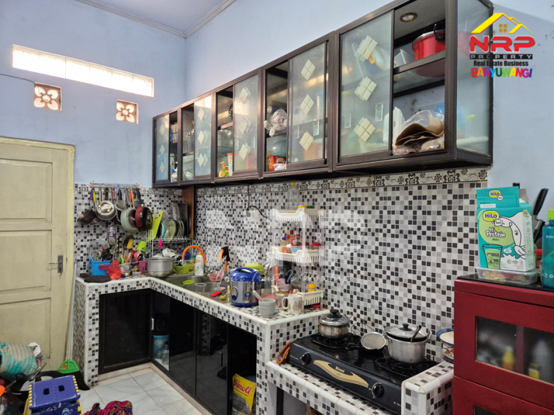 Dijual Rumah Hook Siap Huni di Pusat Kota Tukangkayu -  Banyuwangi Dijual Rumah Hook Siap Huni di Pusat Kota Tukangkayu -  Banyuwangi Dijual Rumah Hook Siap Huni di Pusat Kota Tukangkayu -&nbsp; Banyuwangi
Lokasi sangat strategis Cocok untuk Hunian, maupun homestay pusat NRP BANYUWANGI