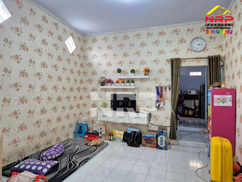 Dijual Rumah Hook Siap Huni di Pusat Kota Tukangkayu -  Banyuwangi Dijual Rumah Hook Siap Huni di Pusat Kota Tukangkayu -  Banyuwangi Dijual Rumah Hook Siap Huni di Pusat Kota Tukangkayu -&nbsp; Banyuwangi
Lokasi sangat strategis Cocok untuk Hunian, maupun homestay pusat NRP BANYUWANGI
