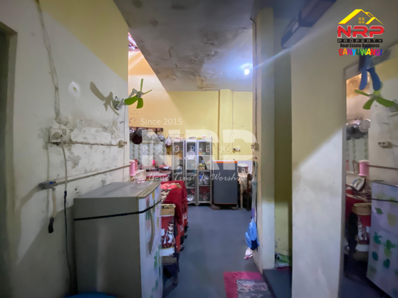 Dijual Rumah Hook Siap Huni di Tengat Kota Banyuwangi  Dijual Rumah Hook Siap Huni di Tengah Kota Banyuwangi  Dijual Rumah Hook Siap Huni di Tengat Kota Banyuwangi&nbsp;
Hunian strategis, kawasan perumahan,&nbsp;
Dekat dengan Fasilitas Pendidikan, Pusat Bisnis, dan NRP BANYUWANGI