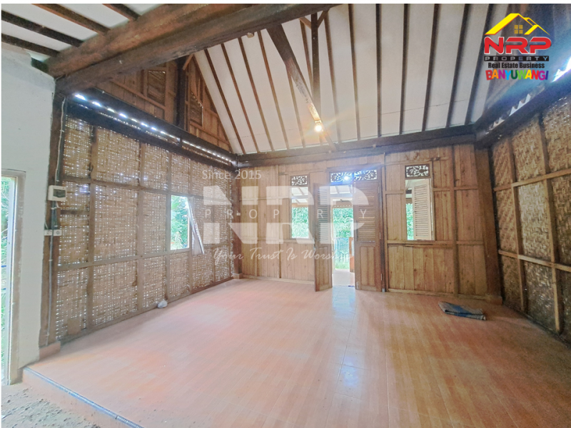 Dijual Rumah Joglo dengan nuansa alam yang menenangkan di Rejosari - Banyuwangi  Dijual Rumah Joglo dengan nuansa alam yang menenangkan di Rejosari - Banyuwangi  Dijual Rumah Joglo dengan nuansa alam yang menenangkan di Rejosari - Banyuwangi ????
Berada di kawasan yang masih asri dan sejuk,
menawarkan kenyamanan khas NRP BANYUWANGI