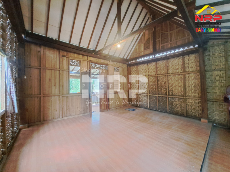 Dijual Rumah Joglo dengan nuansa alam yang menenangkan di Rejosari - Banyuwangi  Dijual Rumah Joglo dengan nuansa alam yang menenangkan di Rejosari - Banyuwangi  Dijual Rumah Joglo dengan nuansa alam yang menenangkan di Rejosari - Banyuwangi ????
Berada di kawasan yang masih asri dan sejuk,
menawarkan kenyamanan khas NRP BANYUWANGI