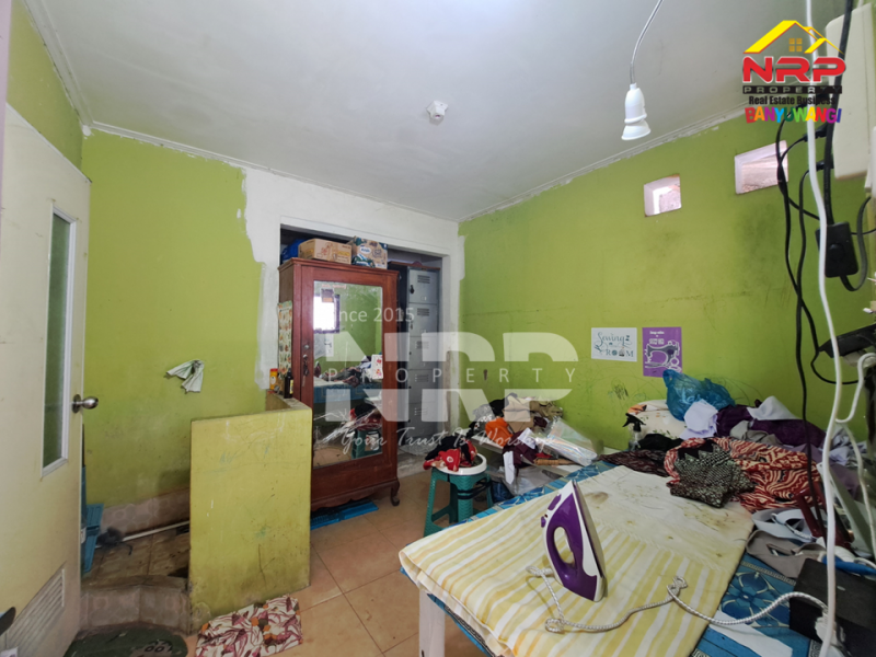 Dijual Rumah Klasik di Tamanbaru - Banyuwangi  Dijual Rumah Klasik di Tamanbaru - Banyuwangi  Dijual Rumah Klasik di Tamanbaru - Banyuwangi&nbsp;
Lokasi Sangat Prospek untuk usaha, kantor, ruang usaha, rumah hunian atau homestay.&nbsp;
Dekat dengan NRP BANYUWANGI