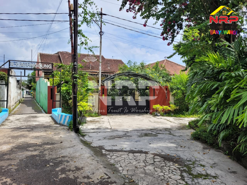 DIJUAL RUMAH KLASIK HOOK 2 LANTAI – SINGOTRUNAN, BANYUWANGI  DIJUAL RUMAH KLASIK HOOK 2 LANTAI – SINGOTRUNAN, BANYUWANGI DIJUAL RUMAH KLASIK HOOK 2 LANTAI &ndash; SINGOTRUNAN, BANYUWANGI
Hunian klasik yang elegan di posisi hook, pencahayaan maksimal dan sirkulasi udara lebih NRP BANYUWANGI