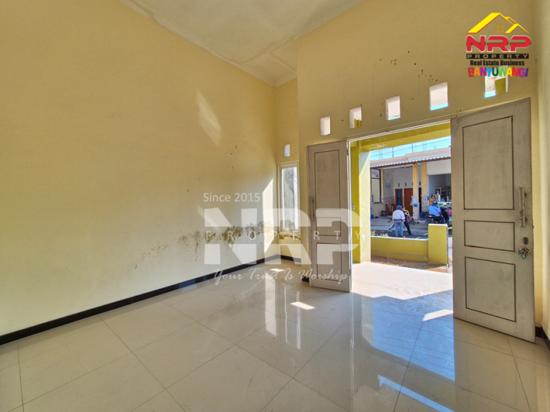 Dijual Rumah Komersil Hook di Genteng- Banyuwangi  Dijual Rumah Komersil Hook di Genteng- Banyuwangi  Dijual Rumah Komersil Hook di Genteng- Banyuwangi&nbsp;
Punya rumah di Lokasi Stategis bukan cuma cari tempat tinggal biasa, tapi mencari value
Gatewaynya NRP BANYUWANGI