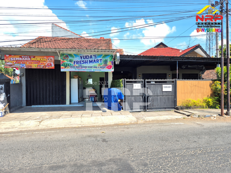 Dijual Rumah Kos 2 Lantai dan Ruang usaha Prospek di Jl. Brawijaya - Banyuwangi Dijual Rumah Kos 2 Lantai dan Ruang usaha Prospek di Jl. Brawijaya - Banyuwangi Dijual Rumah Kos 2 Lantai dan Ruang usaha Prospek di Jl. Brawijaya - Banyuwangi&nbsp;
Lokasi di Depan Hotel Aston Banyuwangi. Dekat dengan fasilitas NRP BANYUWANGI