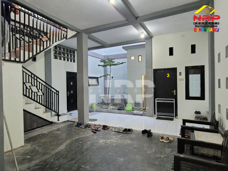 Dijual Rumah Kos Aktif dan Produktif Full Furniture di Tamanbaru - Banyuwangi  Dijual Rumah Kos Aktif dan Produktif Full Furniture di Tamanbaru - Banyuwangi  Dijual Rumah Kos Aktif dan Produktif Full Furniture di Tamanbaru - Banyuwangi&nbsp;
Terletak dikawasan sentra bisnis dan kuliner, pendidikan, dan kantor NRP BANYUWANGI