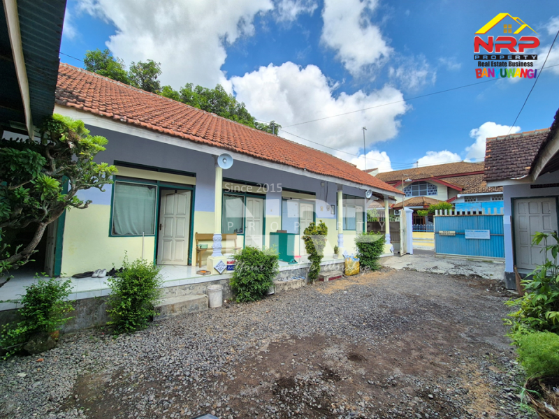 Dijual Rumah Kos Produktif di Kebalenan - Banyuwangi Dijual rumah kos  produktif murah 1 milyaran Banyuwangi Kota Dijual Rumah Kos Produktif di Kebalenan - Banyuwangi&nbsp;
Dekat dengan Kampus, Perbelanjaan, Kantor-kantor pemerintahan.
Occupansi 80% NRP BANYUWANGI