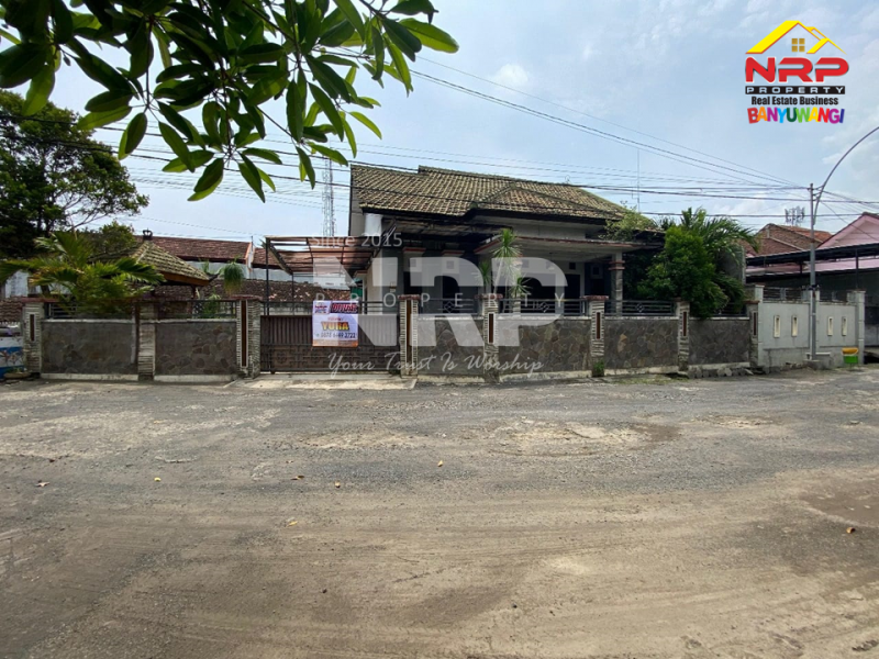 Dijual rumah luas di Jl. Agus Salim, cocok untuk keluarga yang butuh ruang ekstra dan lingkungan yang nyaman. Dijual rumah luas di Jl. Agus Salim, cocok untuk keluarga yang butuh ruang ekstra dan lingkungan yang nyaman. Dijual rumah luas di Jl. Agus Salim, cocok untuk keluarga yang butuh ruang ekstra dan lingkungan yang nyaman.
Lokasi strategis, akses mudah, dan siap NRP BANYUWANGI
