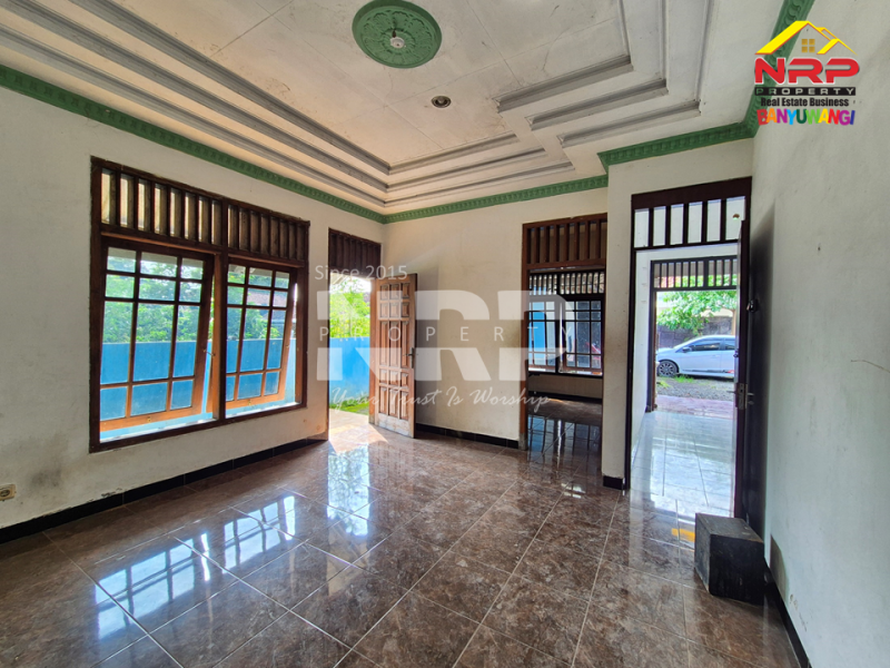 Dijual Rumah Luas Pusat Kota di JL. Adi Sucipto - Banyuwangi Dijual Rumah Luas Pusat Kota di JL. Adi Sucipto - Banyuwangi Dijual Rumah Luas Pusat Kota di JL. Adi Sucipto - Banyuwangi
Lokasi terletak di Ruas Jalan Utama Kota Banyuwangi
Lingkungan Kantor Dinas Pemerintahan, NRP BANYUWANGI