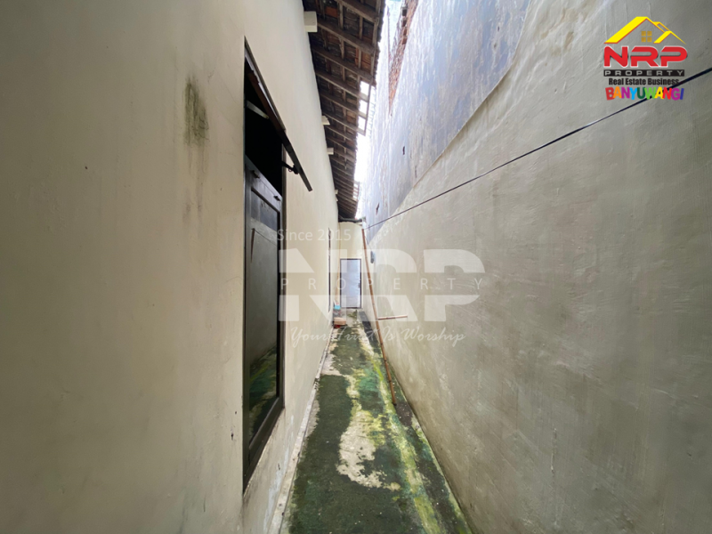 Dijual Rumah Luas  Siap Huni Di Pusat Kota Banyuwangi Dijual Rumah Luas  Siap Huni Di Pusat Kota Banyuwangi Dijual Rumah Luas&nbsp; Siap Huni Di Pusat Kota Banyuwangi
Hunian Exclusive berada di Pusat kota Banyuwangi dekat Taman Makam Pahlawan Banyuwangi. Dekat NRP BANYUWANGI