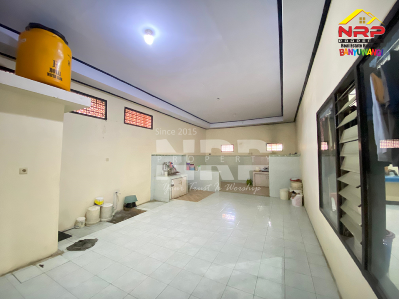 Dijual Rumah Luas  Siap Huni Di Pusat Kota Banyuwangi Dijual Rumah Luas  Siap Huni Di Pusat Kota Banyuwangi Dijual Rumah Luas&nbsp; Siap Huni Di Pusat Kota Banyuwangi
Hunian Exclusive berada di Pusat kota Banyuwangi dekat Taman Makam Pahlawan Banyuwangi. Dekat NRP BANYUWANGI