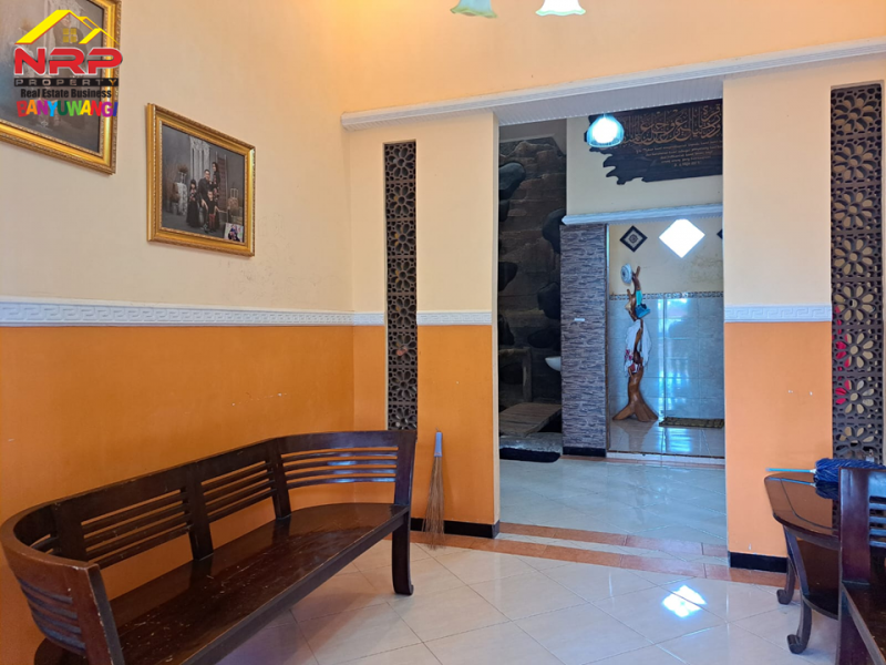 Dijual Rumah Mewah Hook Siap Huni 300 Meter dari Jl. Letkol Istiqlal - Banyuwangi  Dijual Rumah Mewah Hook Siap Huni 300 Meter dari Jl. Letkol Istiqlal - Banyuwangi  Dijual Rumah Mewah Hook Siap Huni 300 Meter dari Jl. Letkol Istiqlal - Banyuwangi
Berada di Lingkungan RSUD Blambangan, RS. Yasmin dan STIKES NRP BANYUWANGI