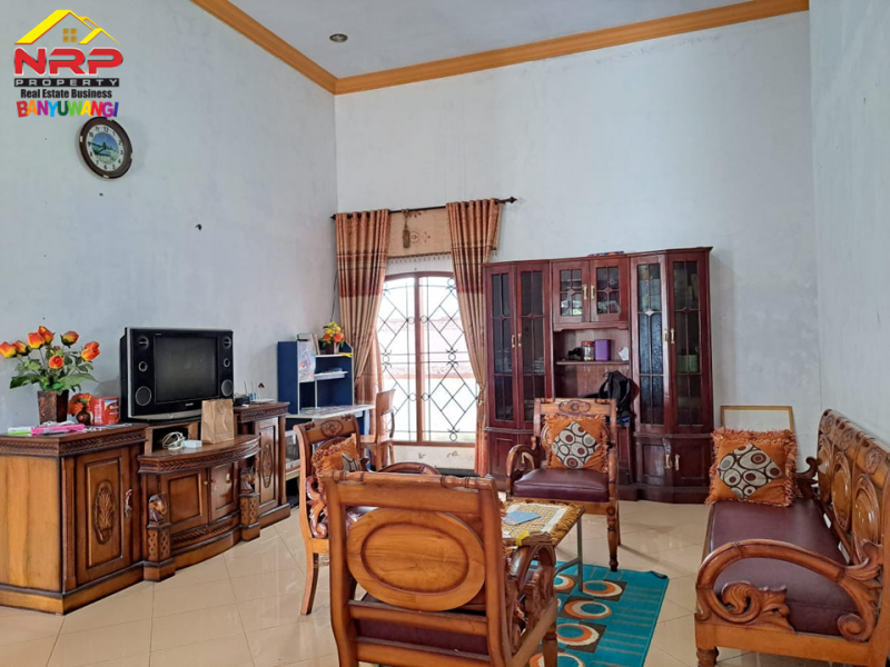 Dijual Rumah Mewah Siap Huni di Pengantigan, Rogojampi - Banyuwangi Dijual Rumah Mewah Siap Huni di Pengantigan, Rogojampi - Banyuwangi ijual Rumah Mewah Siap Huni di Pengantigan, Rogojampi - Banyuwangi
Lokasi Strategis dekat dengan fasilitas perbelanjaan dan pasar rogojampi
Lingkungan aman, NRP BANYUWANGI