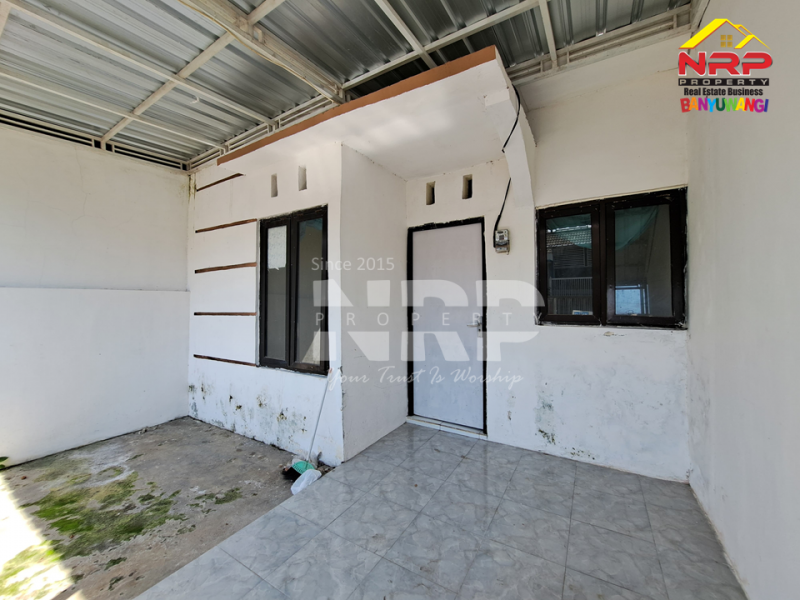 DIJUAL Rumah Minimalis 100 jutaan di Diamond Residance - Banyuwangi  DIJUAL Rumah Minimalis 100 jutaan di Diamond Residance - Banyuwangi  DIJUAL Rumah Minimalis 100 jutaan di Diamond Residance - Banyuwangi&nbsp;
Hunian berada di kawasan perumahan, Lingkungan Asri, nyaman dan aman.&nbsp;

LT/LB NRP BANYUWANGI