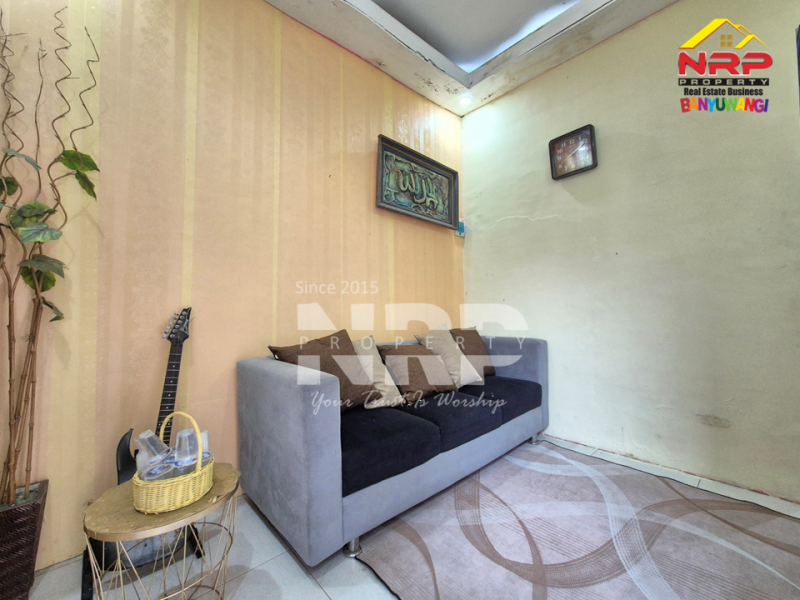Dijual Rumah Minimalis 1,5 Lantai Siap Huni Di Banyuwangi Kota  Dijual Rumah Minimalis 1,5 Lantai Siap Huni Di Banyuwangi Kota  Dijual Rumah Minimalis 1,5 Lantai Siap Huni Di Banyuwangi Kota&nbsp;
Hunian Strategis Pusat Kota dengan Lingkungan sejuk, asri dan mudah diakses

LT/LB : NRP BANYUWANGI