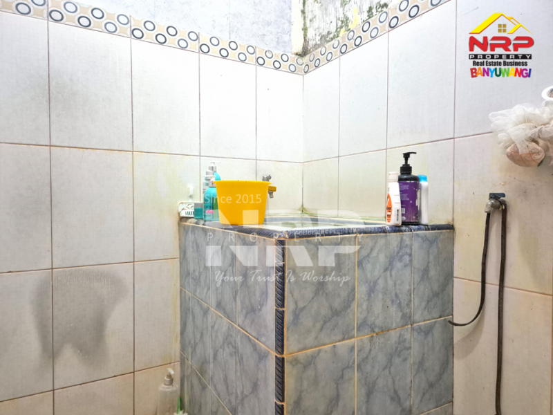 Dijual Rumah Minimalis 1,5 Lantai Siap Huni Di Banyuwangi Kota  Dijual Rumah Minimalis 1,5 Lantai Siap Huni Di Banyuwangi Kota  Dijual Rumah Minimalis 1,5 Lantai Siap Huni Di Banyuwangi Kota&nbsp;
Hunian Strategis Pusat Kota dengan Lingkungan sejuk, asri dan mudah diakses

LT/LB : NRP BANYUWANGI