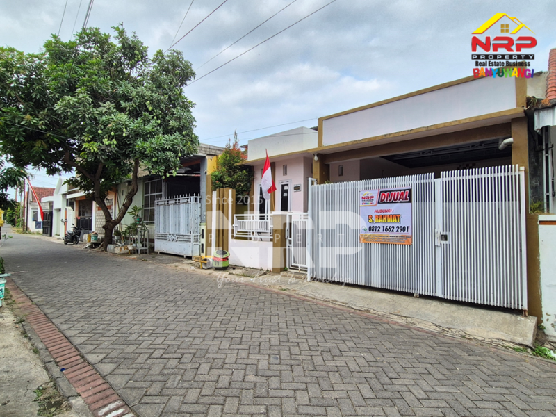 Dijual Rumah Minimalis 1,5 Lantai Siap Huni Di Banyuwangi Kota  Dijual Rumah Minimalis 1,5 Lantai Siap Huni Di Banyuwangi Kota  Dijual Rumah Minimalis 1,5 Lantai Siap Huni Di Banyuwangi Kota&nbsp;
Hunian Strategis Pusat Kota dengan Lingkungan sejuk, asri dan mudah diakses

LT/LB : NRP BANYUWANGI