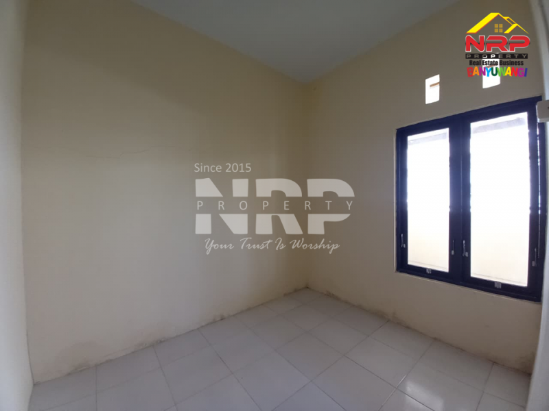 DIJUAL Rumah Minimalis 2 Kavling di Kebalenan- Banyuwangi  DIJUAL Rumah Minimalis 2 Kavling di Kebalenan- Banyuwangi  DIJUAL Rumah Minimalis 2 Kavling di Kebalenan- Banyuwangi&nbsp;
Hunian berada di kawasan perumahan, Lingkungan Asri, nyaman dan aman.&nbsp;

LT/LB : 120/100 NRP BANYUWANGI