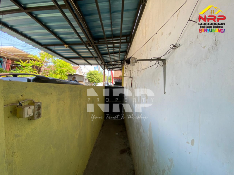 Dijual Rumah Minimalis 200 Jutaan di Kebalenan - Banyuwangi  Dijual Rumah Minimalis 200 Jutaan di Kebalenan - Banyuwangi  Dijual Rumah Minimalis 200 Jutaan di Kebalenan - Banyuwangi&nbsp;
Hunian yang berasda di kawasan perumahan, Lingkungan Asri, nyaman dan aman.&nbsp;

LT/LB : NRP BANYUWANGI