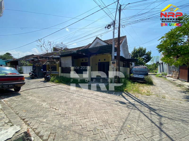 Dijual Rumah Minimalis 200 Jutaan di Kebalenan - Banyuwangi  Dijual Rumah Minimalis 200 Jutaan di Kebalenan - Banyuwangi  Dijual Rumah Minimalis 200 Jutaan di Kebalenan - Banyuwangi&nbsp;
Hunian yang berasda di kawasan perumahan, Lingkungan Asri, nyaman dan aman.&nbsp;

LT/LB : NRP BANYUWANGI