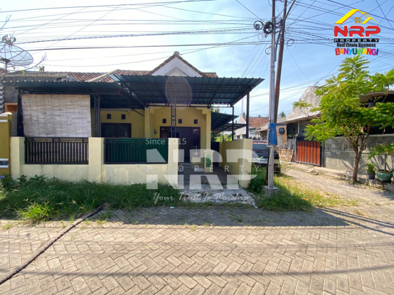 Dijual Rumah Minimalis 200 Jutaan di Kebalenan - Banyuwangi  Dijual Rumah Minimalis 200 Jutaan di Kebalenan - Banyuwangi  Dijual Rumah Minimalis 200 Jutaan di Kebalenan - Banyuwangi&nbsp;
Hunian yang berasda di kawasan perumahan, Lingkungan Asri, nyaman dan aman.&nbsp;

LT/LB : NRP BANYUWANGI