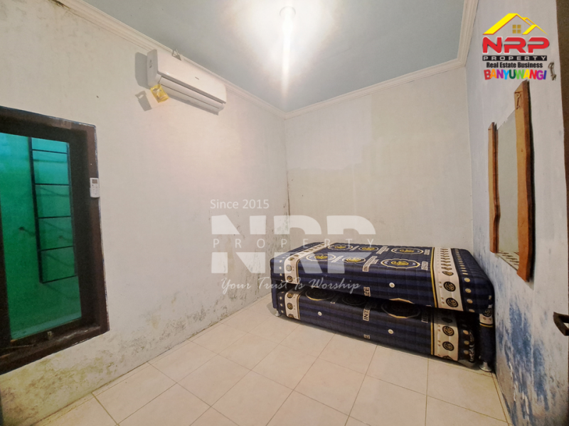 Dijual Rumah Minimalis 200 jutaan di Klatak - Banyuwangi  Dijual Rumah Minimalis 200 jutaan di Klatak - Banyuwangi  Dijual Rumah Minimalis 200 jutaan di Klatak - Banyuwangi&nbsp;
Terletak di Lingkungan Hotel ( Mahkota Plengkung, Mirah Hotel, Berlian Abadi, Permata Indah NRP BANYUWANGI