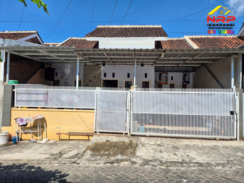Dijual Rumah Minimalis 200 Jutaan di Rogojampi - Banyuwangi  Dijual Rumah Minimalis 200 Jutaan di Rogojampi - Banyuwangi  Dijual Rumah Minimalis 200 Jutaan di Rogojampi - Banyuwangi&nbsp;
Hunian Strategis dekat dengan fasilitas perbelanjaan dan pasar rogojampi

Luas Tanah : 72 NRP BANYUWANGI