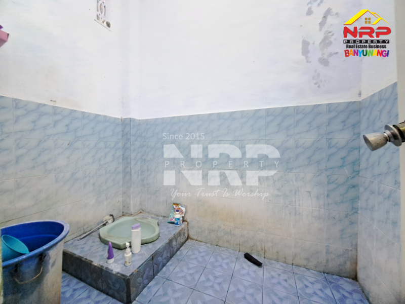 Dijual Rumah  Minimalis 200 jutaan di Sobo - Banyuwangi  Dijual Rumah  Minimalis 200 jutaan di Sobo - Banyuwangi  Dijual Rumah&nbsp; Minimalis 200 jutaan di Sobo - Banyuwangi&nbsp;
Hunian strategis, kawasan perumahan,&nbsp;
Dekat dengan Fasilitas Pendidikan, Pusat NRP BANYUWANGI
