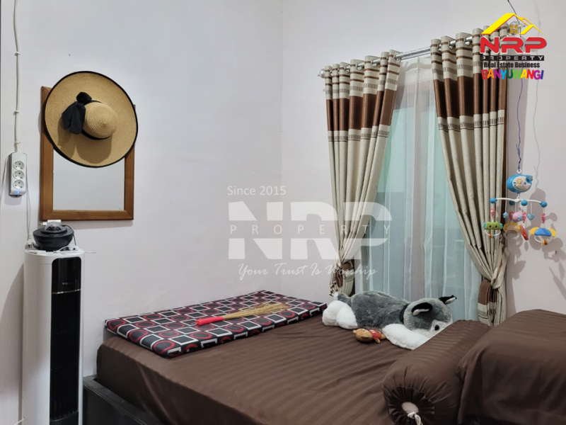 Dijual Rumah Minimalis cantik di Kebalenan - Banyuwangi  Dijual Rumah Minimalis cantik di Kebalenan - Banyuwangi  Dijual Rumah Minimalis cantik di Kebalenan - Banyuwangi&nbsp;
Hunian berada di kawasan perumahan, Lingkungan Asri, nyaman dan aman.&nbsp;

LT/LB : 60/36 NRP BANYUWANGI