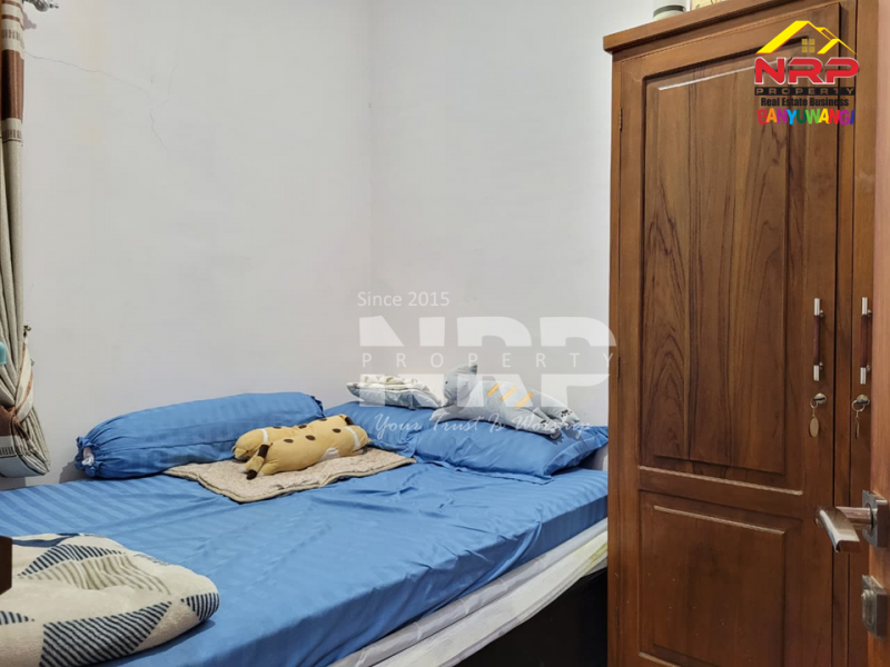 Dijual Rumah Minimalis cantik di Kebalenan - Banyuwangi  Dijual Rumah Minimalis cantik di Kebalenan - Banyuwangi  Dijual Rumah Minimalis cantik di Kebalenan - Banyuwangi&nbsp;
Hunian berada di kawasan perumahan, Lingkungan Asri, nyaman dan aman.&nbsp;

LT/LB : 60/36 NRP BANYUWANGI