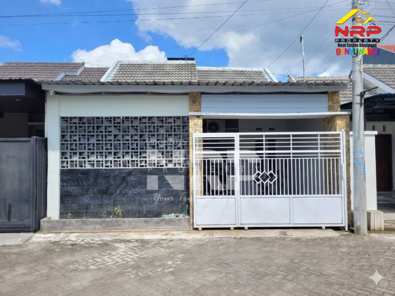Dijual Rumah minimalis cantik di Rogojampi Dijual Rumah minimalis cantik di Rogojampi Dijual Rumah minimalis cantik di Rogojampi, cocok untuk kamu yang suka minimalis tapi clean.&nbsp;
Dekat dengan Pusat Pendidikan dan Perbelanjaan NRP BANYUWANGI