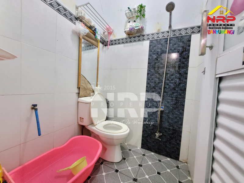 Dijual Rumah minimalis cantik di Rogojampi Dijual Rumah minimalis cantik di Rogojampi Dijual Rumah minimalis cantik di Rogojampi, cocok untuk kamu yang suka minimalis tapi clean.&nbsp;
Dekat dengan Pusat Pendidikan dan Perbelanjaan NRP BANYUWANGI