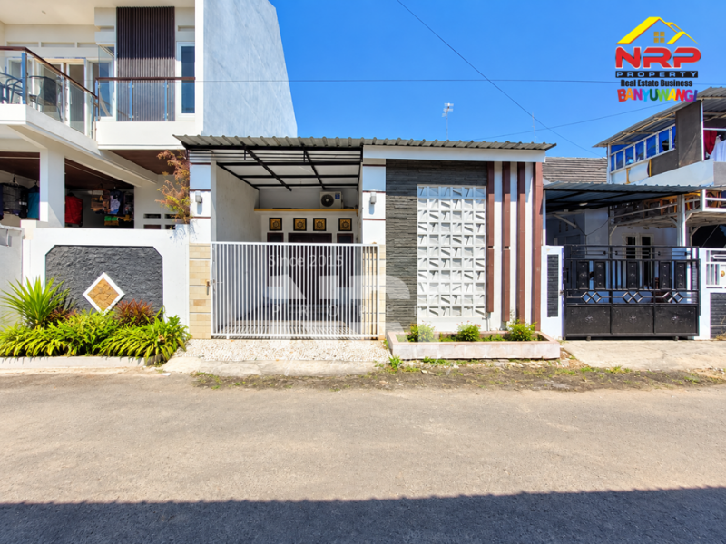 Dijual Rumah Minimalis Cantik Siap Huni di Sobo - Banyuwangi  Dijual Rumah Minimalis Cantik Siap Huni di Sobo - Banyuwangi  Dijual Rumah Minimalis Cantik Siap Huni di Sobo - Banyuwangi&nbsp;
Berada di perumahan onet get system nyaman, cocok untuk tempat tinggal.&nbsp;
Dekat NRP BANYUWANGI
