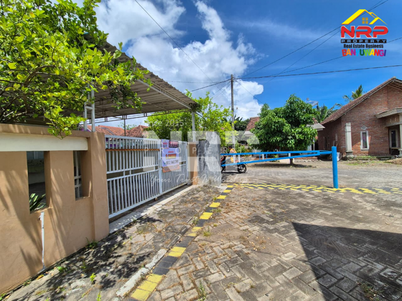 Dijual Rumah Minimalis dan Nyaman Dekat Bandara Banyuwangi Dijual Rumah Minimalis dan Nyaman Dekat Bandara Banyuwangi Dijual Rumah Minimalis dan Nyaman Dekat Bandara Banyuwangi
Cari hunian yang strategis dan modern? Kamu bisa dapatkan semuanya di rumah minimalis ini. Lokasi NRP BANYUWANGI