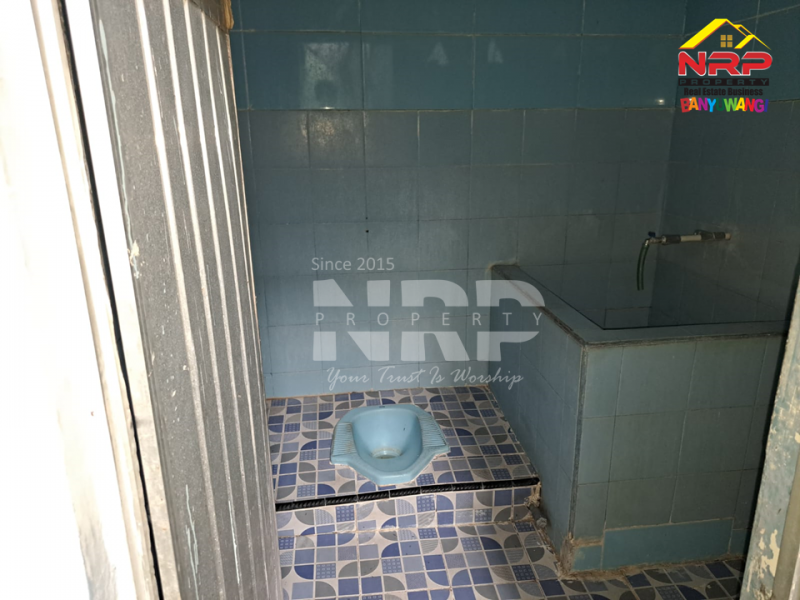 Dijual Rumah Minimalis di Belakang SMAN 1 BANYUWANGI  Dijual Rumah Minimalis di Belakang SMAN 1 BANYUWANGI  Dijual Rumah Minimalis di Belakang SMAN 1 BANYUWANGI&nbsp;
Lokasi Padat Penduduk, Cocok untuk rumah tempat tinggal.&nbsp;
Dekat Fasilitas Pendidikan, NRP BANYUWANGI