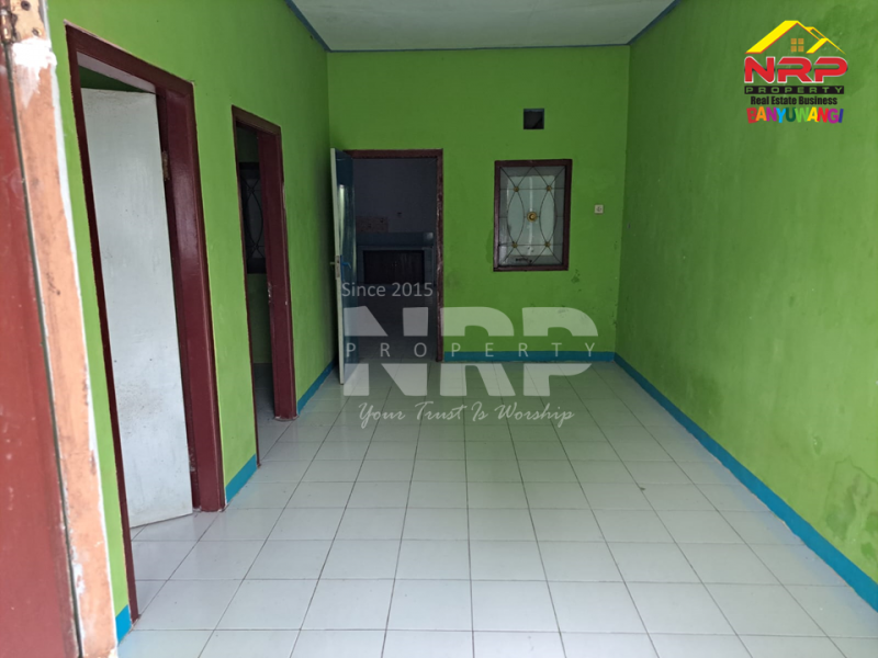 Dijual Rumah Minimalis di Belakang SMAN 1 BANYUWANGI  Dijual Rumah Minimalis di Belakang SMAN 1 BANYUWANGI  Dijual Rumah Minimalis di Belakang SMAN 1 BANYUWANGI&nbsp;
Lokasi Padat Penduduk, Cocok untuk rumah tempat tinggal.&nbsp;
Dekat Fasilitas Pendidikan, NRP BANYUWANGI