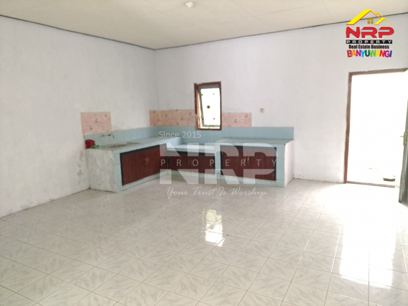 Dijual Rumah Minimalis di Belakang SMAN 1 BANYUWANGI  Dijual Rumah Minimalis di Belakang SMAN 1 BANYUWANGI  Dijual Rumah Minimalis di Belakang SMAN 1 BANYUWANGI&nbsp;
Lokasi Padat Penduduk, Cocok untuk rumah tempat tinggal.&nbsp;
Dekat Fasilitas Pendidikan, NRP BANYUWANGI
