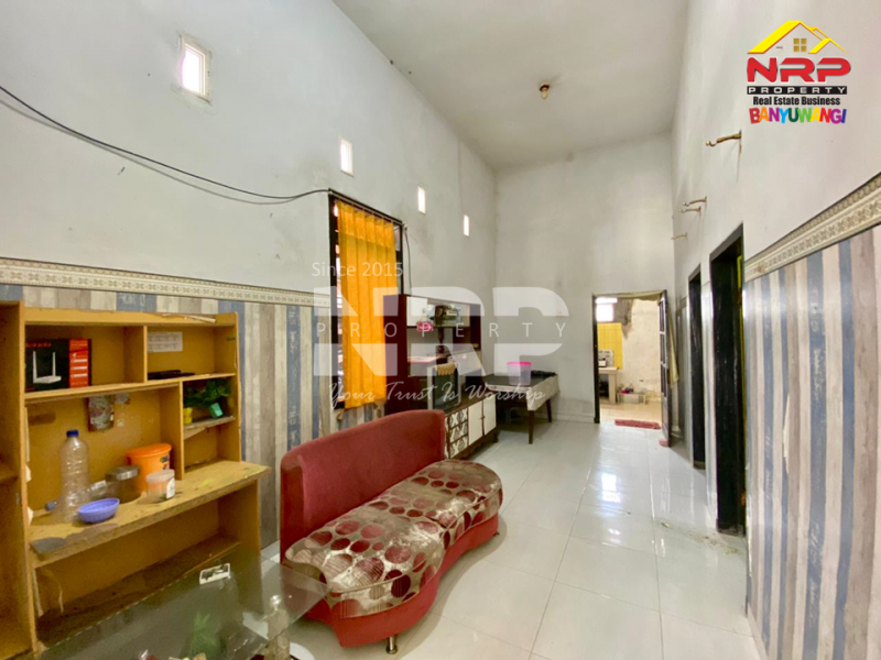 Dijual rumah minimalis di Genteng, Banyuwangi.  Dijual rumah minimalis di Gambiran - Genteng, Banyuwangi.  Dijual rumah minimalis di Gambiran- Genteng, Banyuwangi.&nbsp;

cocok untuk hunian keluarga yang mengutamakan kenyamanan dan lokasi strategis.&nbsp;
Desain NRP BANYUWANGI