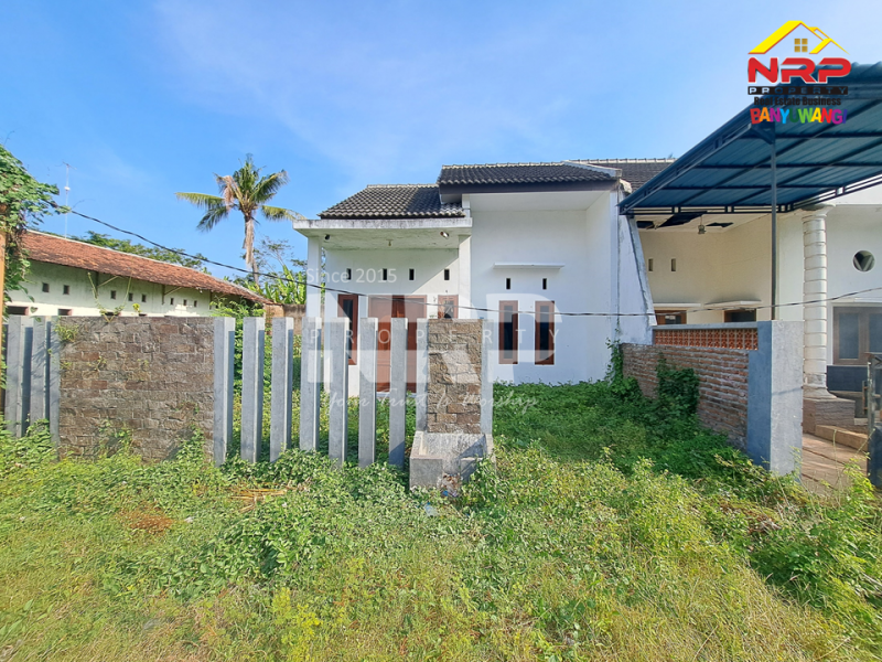 Dijual Rumah Minimalis di Jl. Mendut - Banyuwangi  Dijual Rumah Minimalis di Jl. Mendut - Banyuwangi  Dijual Rumah Minimalis di Jl. Mendut - Banyuwangi&nbsp;
Hunian Nyaman di Pusat Kota Banyuwangi.
Lokasi Sangat Strategis, dekat Kawasan Bisnis, Kantor NRP BANYUWANGI