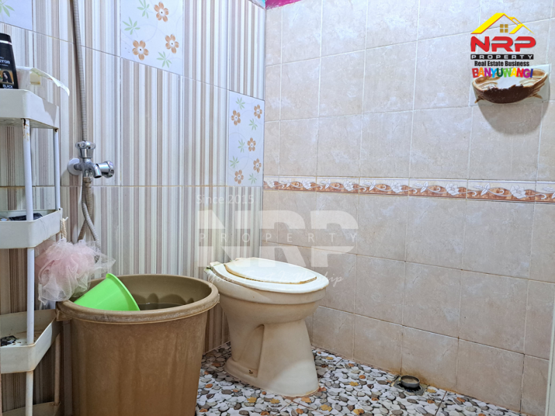 Dijual Rumah Minimalis di Kawasan Perumahan Elit Klatak - Banyuwangi  Dijual Rumah 300 Jutaan di Klatak Banyuwangi  Dijual Rumah Minimalis di Kawasan Perumahan Elit Klatak - Banyuwangi&nbsp;
One get sistem dengan Security. Dekat dengan Kawasan Hotel dan Resto NRP BANYUWANGI
