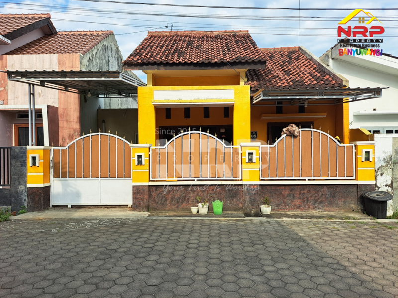 Dijual Rumah Minimalis di Kawasan Perumahan Elit Klatak - Banyuwangi  Dijual Rumah 300 Jutaan di Klatak Banyuwangi  Dijual Rumah Minimalis di Kawasan Perumahan Elit Klatak - Banyuwangi&nbsp;
One get sistem dengan Security. Dekat dengan Kawasan Hotel dan Resto NRP BANYUWANGI