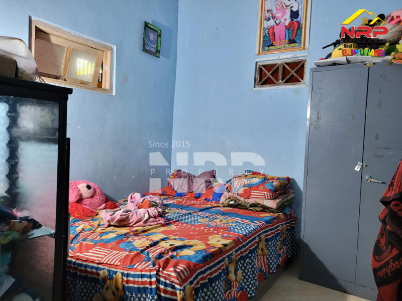 Dijual Rumah Minimalis di Kebalenan - Banyuwangi  Dijual Rumah Minimalis di Kebalenan - Banyuwangi  Dijual Rumah Minimalis di Kebalenan - Banyuwangi&nbsp;
meskipun aksesnya masih tanah, lokasinya terus berkembang dan berada di pusat kota

LT : 200 m2
LB : NRP BANYUWANGI