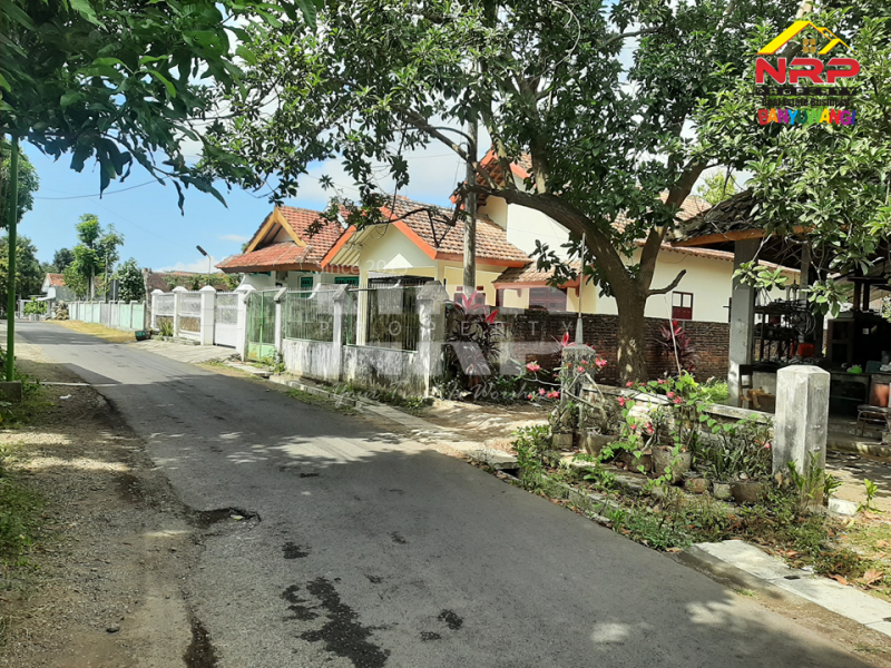 Dijual Rumah Minimalis di Kebalenan - Banyuwangi  Dijual Rumah Minimalis di Kebalenan - Banyuwangi  Dijual Rumah Minimalis di Kebalenan - Banyuwangi&nbsp;
Hunian yang berada di Pusat Kota dekat dengan Fasilitas Pendidikan dan Kantor NRP BANYUWANGI