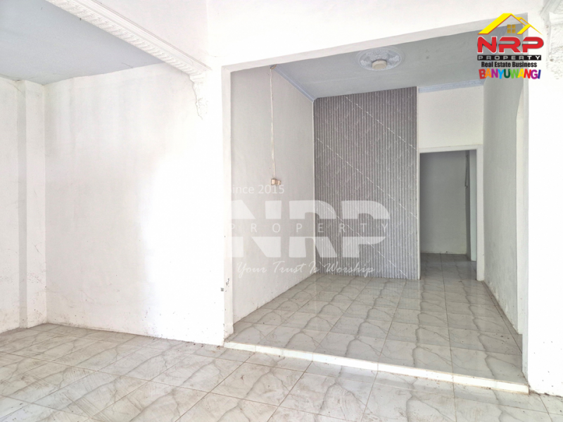 Dijual Rumah Minimalis di Kedayunan, Kabat - Banyuwangi Dijual Rumah Minimalis di Kedayunan, Kabat - Banyuwangi Dijual Rumah Minimalis di Kedayunan, Kabat - Banyuwangi
Dekat dengan RTH Kedayunan, Dekat hotel-hotel ternama Banyuwangi&nbsp;

Luas Tanah : 127 M2
Luas NRP BANYUWANGI