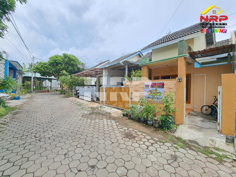 Dijual Rumah Minimalis di Ketapang, Banyuwangi Dijual Rumah Minimalis di Ketapang, Banyuwangi Dijual Rumah Minimalis di Ketapang, Banyuwangi
Lokasi strategis dekat pelabuhan & fasilitas umum.
Desain rapi, lingkungan nyaman one get system, cocok NRP BANYUWANGI